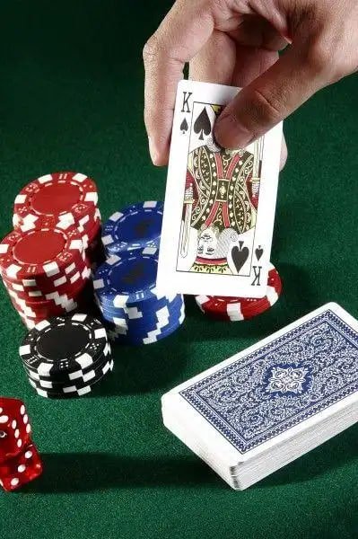 Responsible PP live casino browsing illustration for ywkk users in Bangladesh